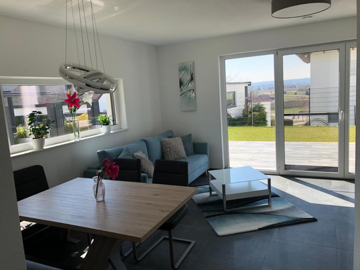 Moderne Ferienwohnung Mit Terrasse Und Garten Verwaltungsgemeinschaft Haldenwang Exterior photo