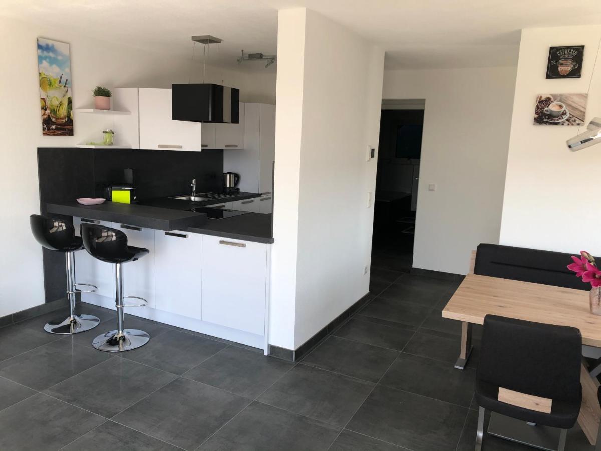 Moderne Ferienwohnung Mit Terrasse Und Garten Verwaltungsgemeinschaft Haldenwang Exterior photo