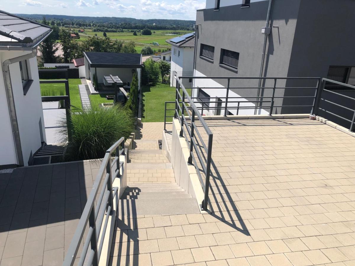 Moderne Ferienwohnung Mit Terrasse Und Garten Verwaltungsgemeinschaft Haldenwang Exterior photo