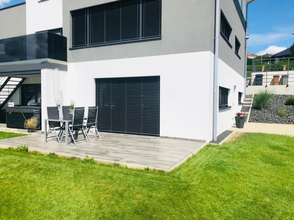 Moderne Ferienwohnung Mit Terrasse Und Garten Verwaltungsgemeinschaft Haldenwang Exterior photo